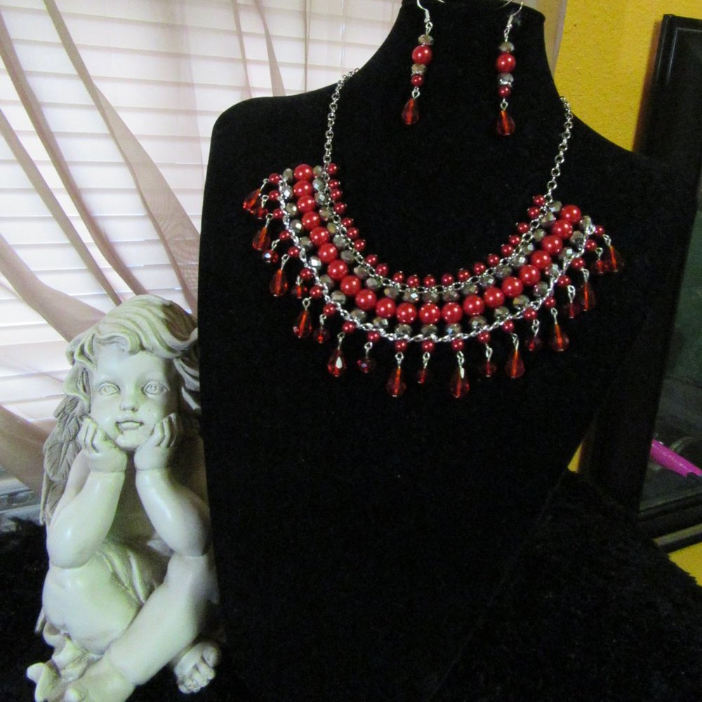 Drop Collar Style Necklace and Earrings